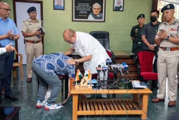 पीएलए के शीर्ष चरमपंथी नेता ने मणिपुर में किया आत्मसमर्पण